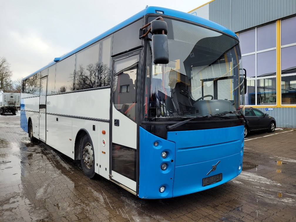 VOLVO B9R VEST HORISONT, KLIIMA, 7.2012, EURO 5, HANDICAP LIFT, 45 seats, 12,7m - Ônibus suburbano: foto 1 VOLVO B9R VEST HORISONT, KLIIMA, 7.2012, EURO 5, HANDICAP LIFT, 45 seats, 12,7m - Ônibus suburbano: foto 1
