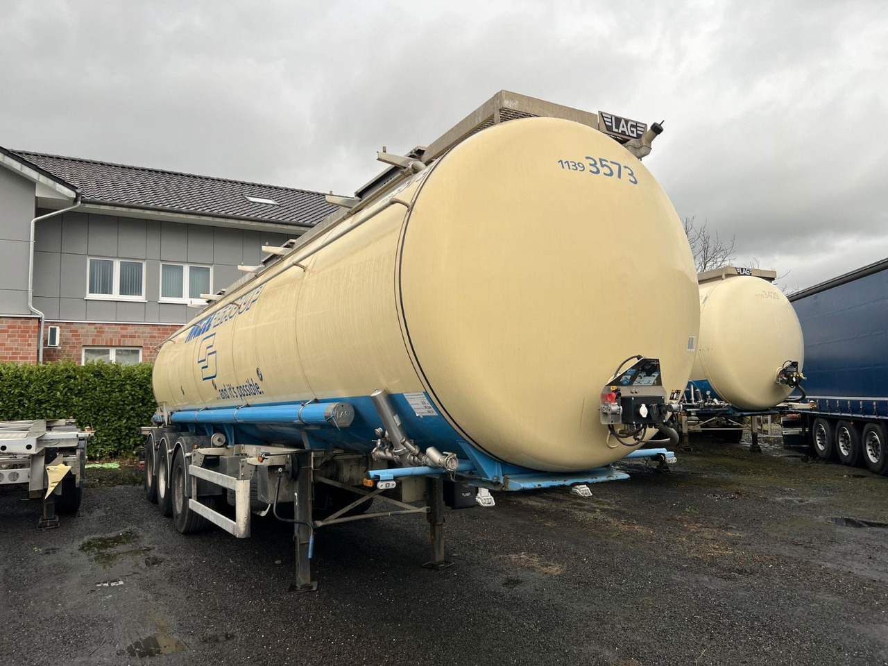 Lag 32.000 l Lebensmitteltank, 3 Kammern, ADR - Semi-reboque cisterna: foto 1 Lag 32.000 l Lebensmitteltank, 3 Kammern, ADR - Semi-reboque cisterna: foto 1