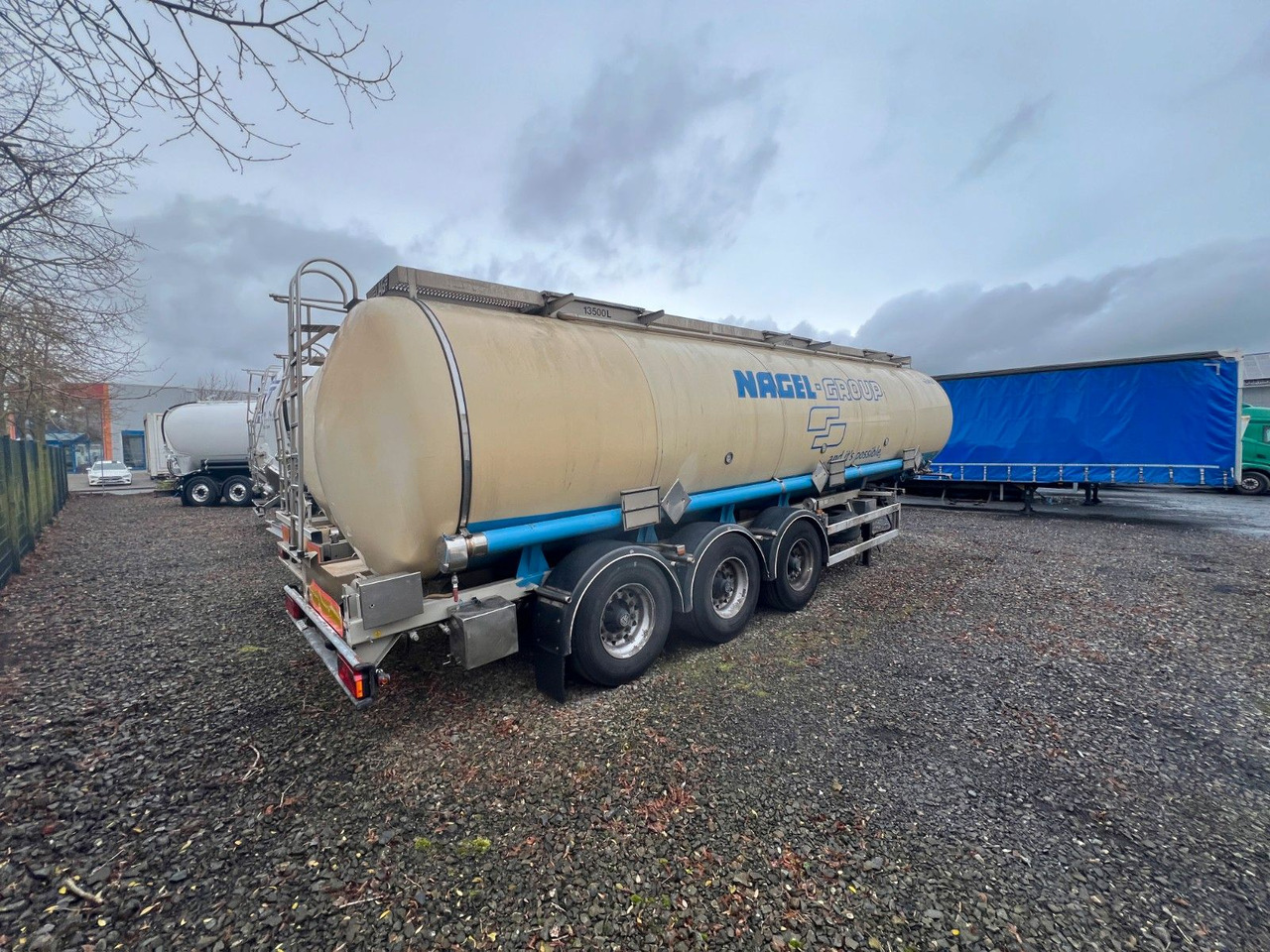 Lag 32000 l Lebensmitteltank mit 3 Kammern, ADR - Semi-reboque cisterna: foto 4 Lag 32000 l Lebensmitteltank mit 3 Kammern, ADR - Semi-reboque cisterna: foto 4