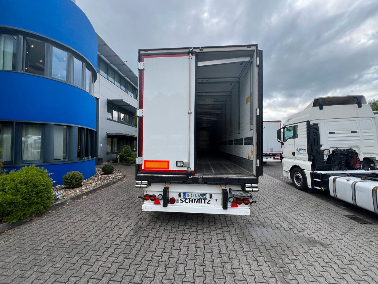 Schmitz Cargobull SKO 24/L - 13.4 FP 45 Cool V7, Schmitz S.CU V2.0 - Semi-reboque frigorífico: foto 4 Schmitz Cargobull SKO 24/L - 13.4 FP 45 Cool V7, Schmitz S.CU V2.0 - Semi-reboque frigorífico: foto 4