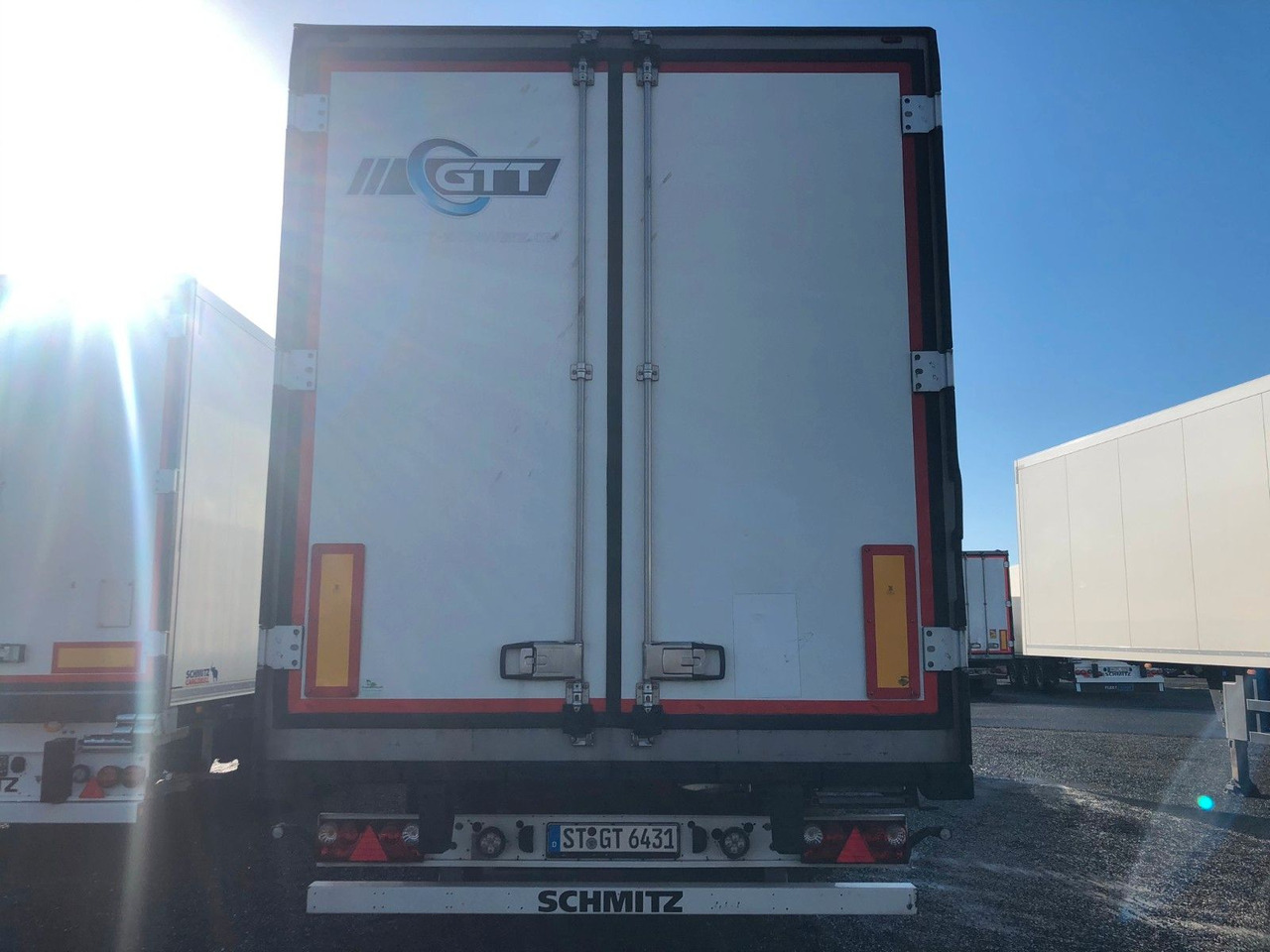 Schmitz Cargobull SKO 24/L -13.4 FP 60 COOL, Multitemp. - Semi-reboque frigorífico: foto 4 Schmitz Cargobull SKO 24/L -13.4 FP 60 COOL, Multitemp. - Semi-reboque frigorífico: foto 4