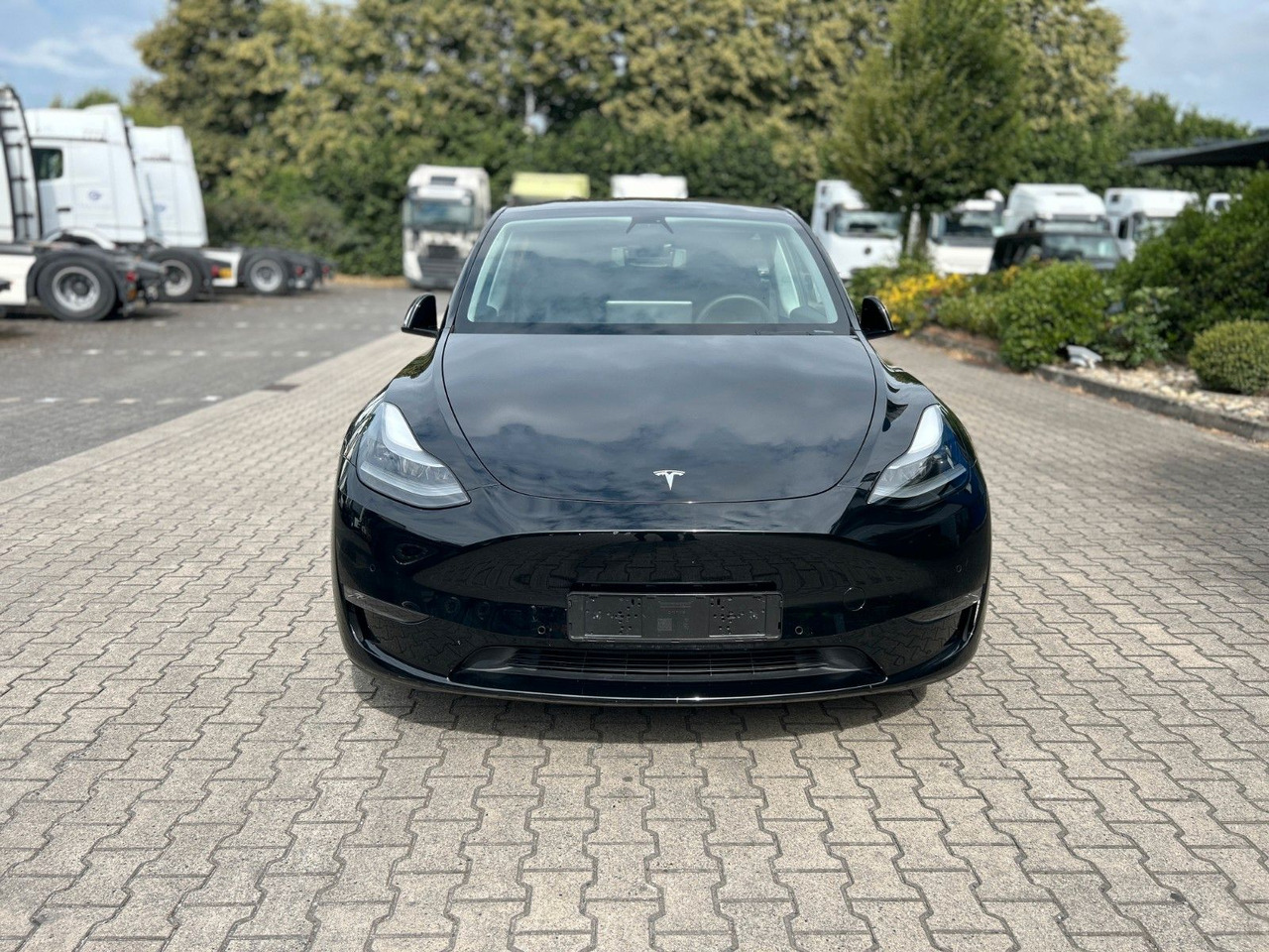 Tesla Model Y Performance Dual AWD - Sedan: foto 2 Tesla Model Y Performance Dual AWD - Sedan: foto 2