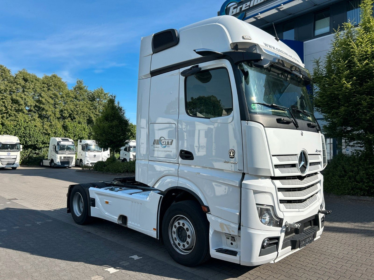 Mercedes-Benz 1848 LS 4x2 Gigaspace - Tractor: foto 1 Mercedes-Benz 1848 LS 4x2 Gigaspace - Tractor: foto 1
