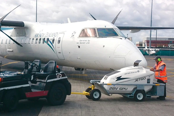AERO SPECIALTIES diesel-electric hybrid GPU JETGO-600MTI-RJ - Unidade de energia terrestre: foto 2 AERO SPECIALTIES diesel-electric hybrid GPU JETGO-600MTI-RJ - Unidade de energia terrestre: foto 2