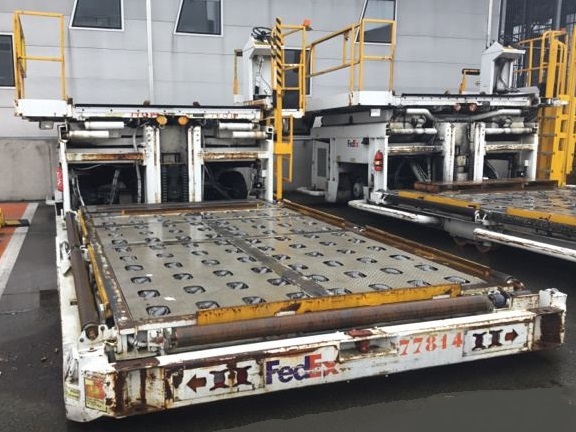 FMC Loader Commander 15 - Standard - Elevador/ Carregador de contentores e paletes: foto 2 FMC Loader Commander 15 - Standard - Elevador/ Carregador de contentores e paletes: foto 2