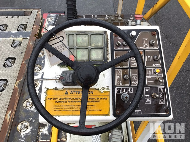 FMC loader Commander 15 Universal - Elevador/ Carregador de contentores e paletes: foto 3 FMC loader Commander 15 Universal - Elevador/ Carregador de contentores e paletes: foto 3