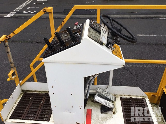 FMC loader Commander 15 Universal - Elevador/ Carregador de contentores e paletes: foto 5 FMC loader Commander 15 Universal - Elevador/ Carregador de contentores e paletes: foto 5
