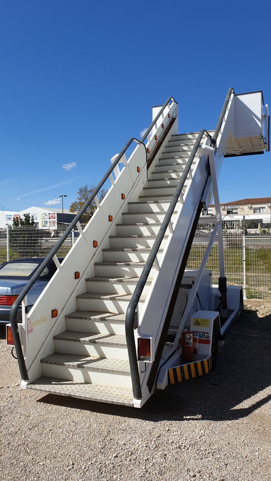 Escada de passageiros TEMG Pax Stairs TG2244: foto 6