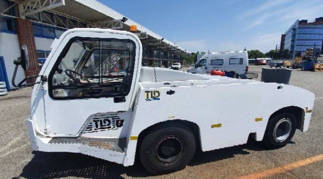 TLD Pushback TMX150-12 - Trator de push-back: foto 1 TLD Pushback TMX150-12 - Trator de push-back: foto 1