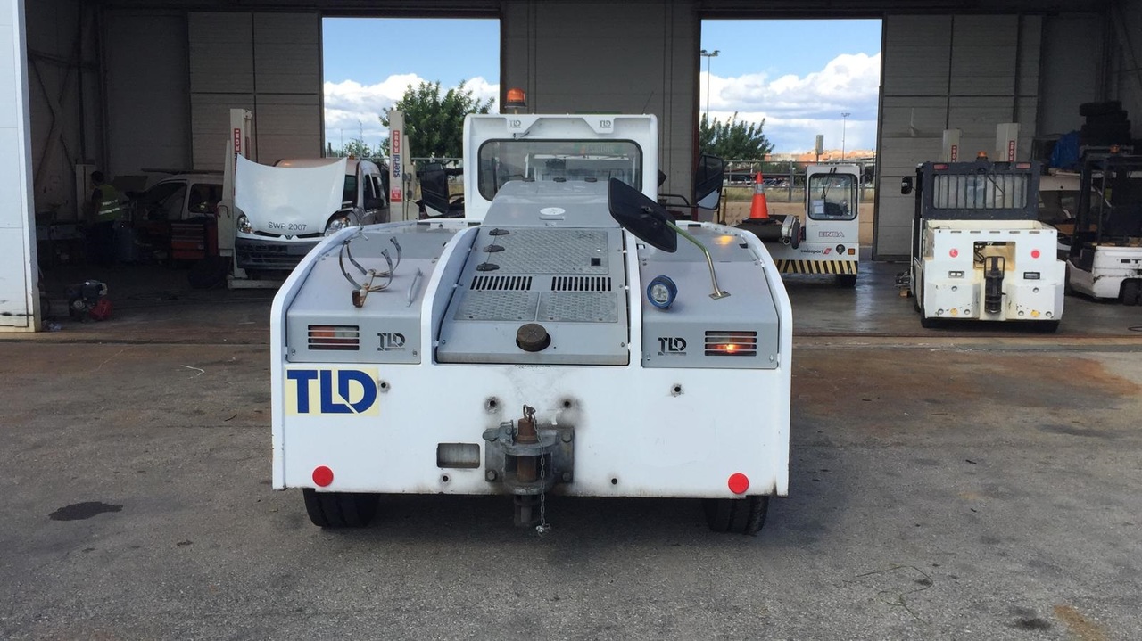 TLD TMX150-9 - Trator de push-back: foto 5 TLD TMX150-9 - Trator de push-back: foto 5