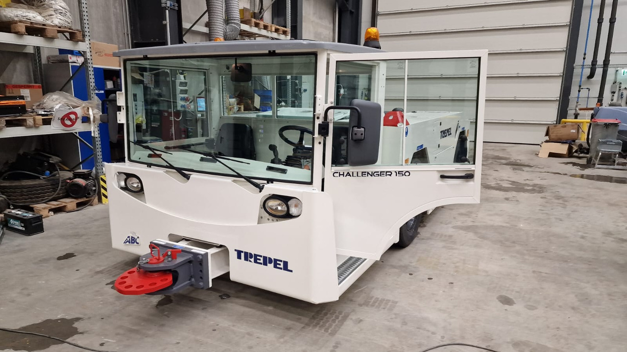 TREPEL Challenger 150 - Trator de push-back: foto 3 TREPEL Challenger 150 - Trator de push-back: foto 3