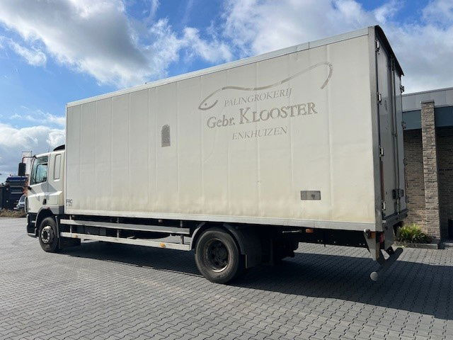 DAF CF 65.250 FA65.250 CF Manuel - Camião frigorífico: foto 4 DAF CF 65.250 FA65.250 CF Manuel - Camião frigorífico: foto 4