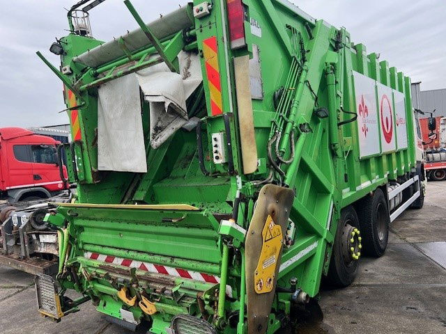 DAF CF 75.250 FAN75.250 CF 6X2 - Caminhão de lixo: foto 3 DAF CF 75.250 FAN75.250 CF 6X2 - Caminhão de lixo: foto 3
