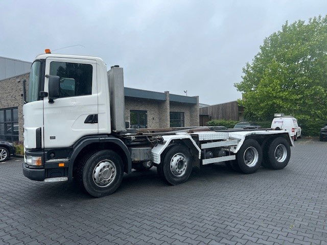 Camião transportador de contêineres/ Caixa móvel Scania R124-420 .420 8x4: foto 1