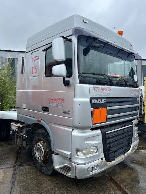 DAF XF 105.460 FT105.460 XF Manuel , Engine Problem - Tractor: foto 2 DAF XF 105.460 FT105.460 XF Manuel , Engine Problem - Tractor: foto 2