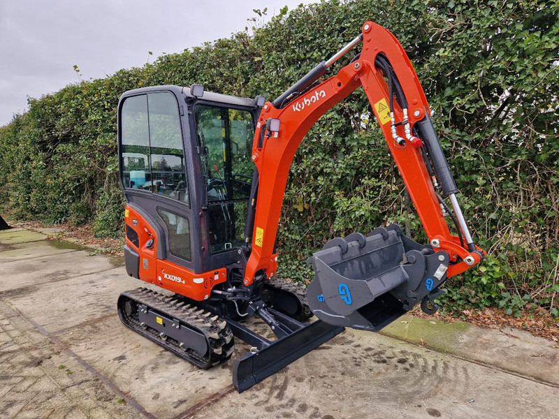 Kubota KX019-4 Hi-spec (NIEUW) - Mini escavadeira: foto 3 Kubota KX019-4 Hi-spec (NIEUW) - Mini escavadeira: foto 3
