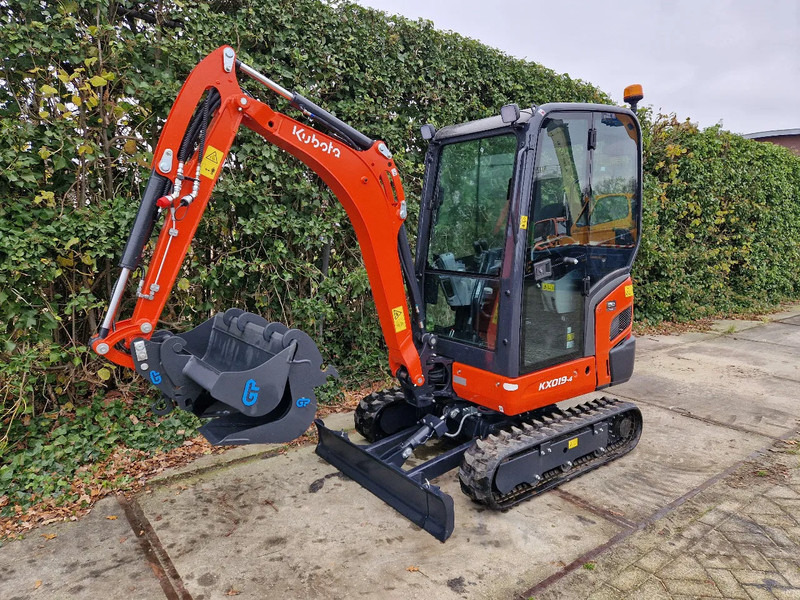 Kubota KX019-4 Hi-spec (NIEUW) - Mini escavadeira: foto 4 Kubota KX019-4 Hi-spec (NIEUW) - Mini escavadeira: foto 4