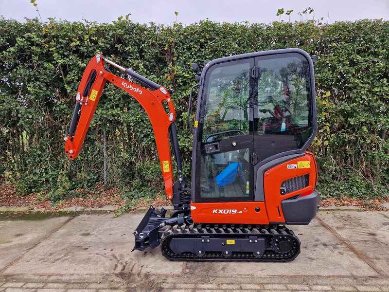 Kubota KX019-4 Hi-spec (NIEUW) - Mini escavadeira: foto 1 Kubota KX019-4 Hi-spec (NIEUW) - Mini escavadeira: foto 1