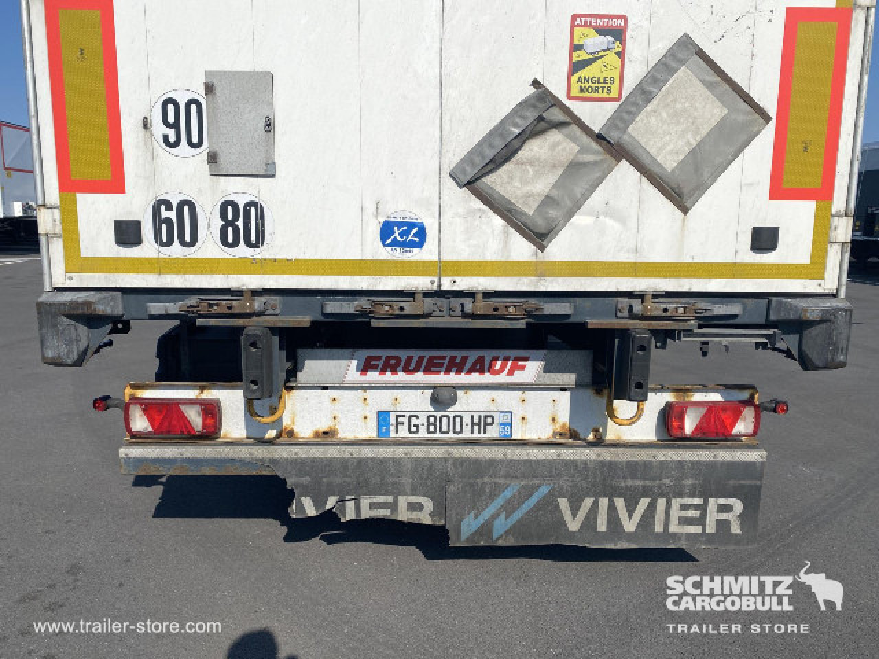 FRUEHAUF Curtainsider Standard Taillift - Semi-reboque de lona: foto 4 FRUEHAUF Curtainsider Standard Taillift - Semi-reboque de lona: foto 4