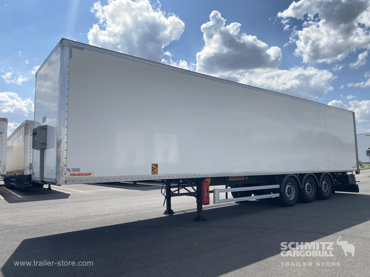FRUEHAUF Dryfreight Standard Roller shutter door - Semi-reboque furgão: foto 1 FRUEHAUF Dryfreight Standard Roller shutter door - Semi-reboque furgão: foto 1