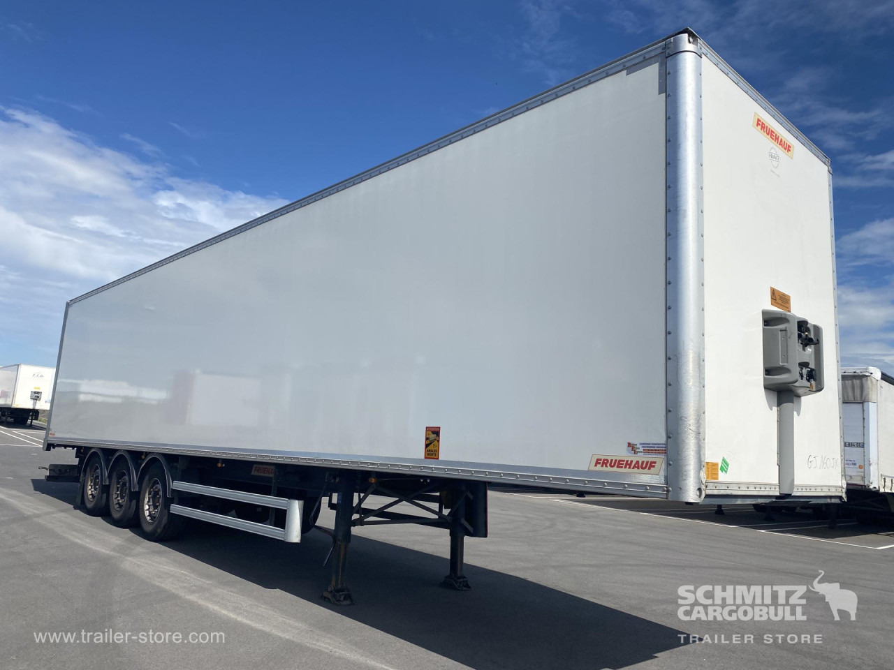 FRUEHAUF Dryfreight Standard Roller shutter door - Semi-reboque furgão: foto 1 FRUEHAUF Dryfreight Standard Roller shutter door - Semi-reboque furgão: foto 1