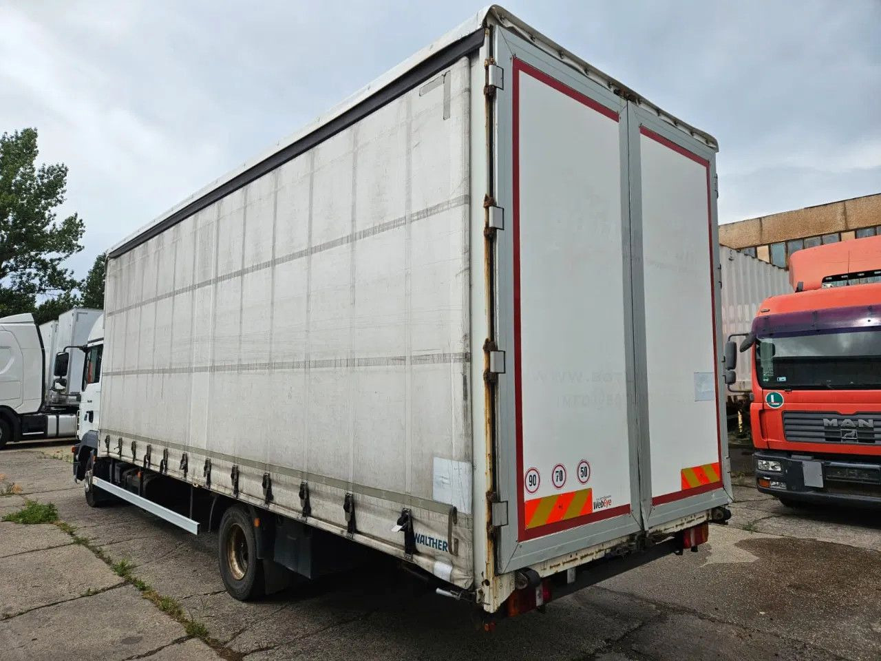 MAN TGL 8.220 4x2 BL Euro 5 EEV - Camião de lona: foto 3 MAN TGL 8.220 4x2 BL Euro 5 EEV - Camião de lona: foto 3