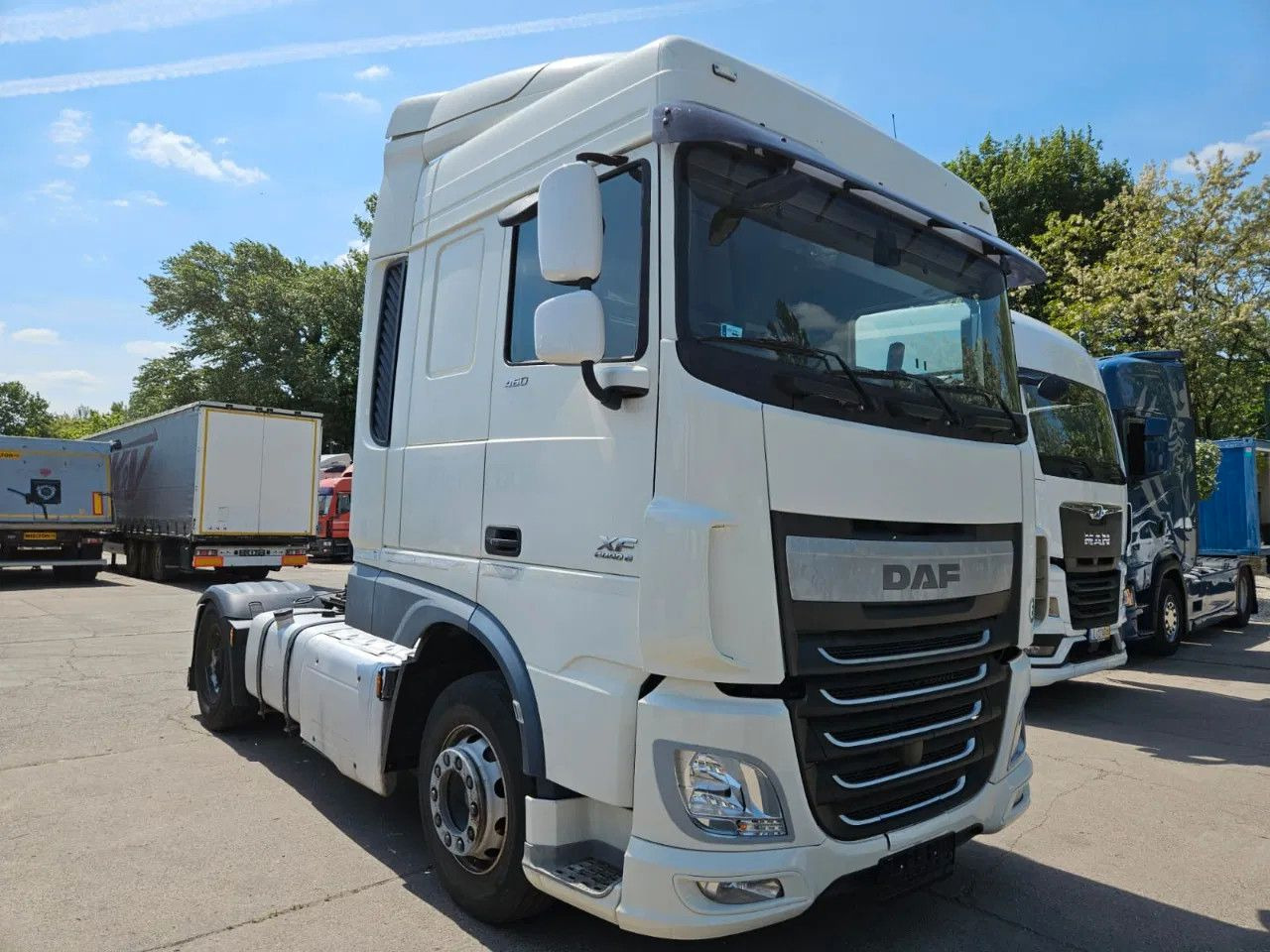 DAF XF 460 Space Cab Standklima 1 units - Tractor: foto 2 DAF XF 460 Space Cab Standklima 1 units - Tractor: foto 2