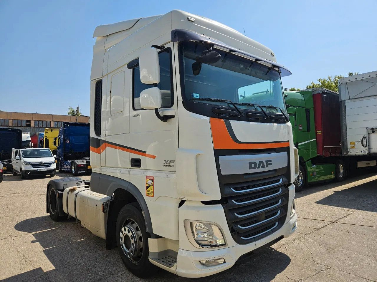 DAF XF 460 Space Cab Standklima 2 units - Tractor: foto 2 DAF XF 460 Space Cab Standklima 2 units - Tractor: foto 2