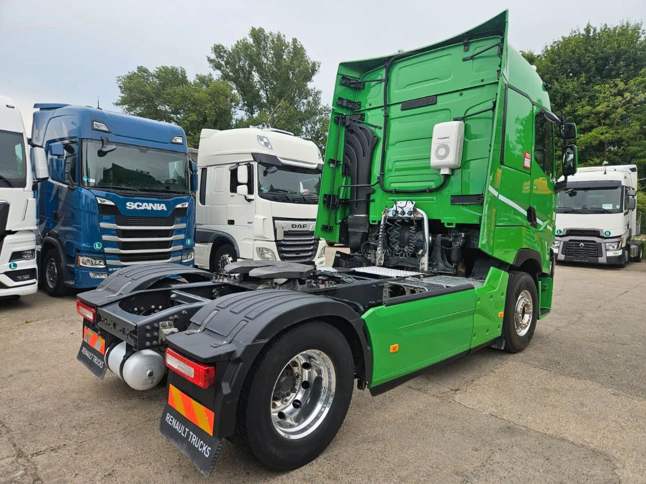 Renault T520 HSC, Navi, Standklima, Horns, Full Spoiler, - Tractor: foto 4 Renault T520 HSC, Navi, Standklima, Horns, Full Spoiler, - Tractor: foto 4