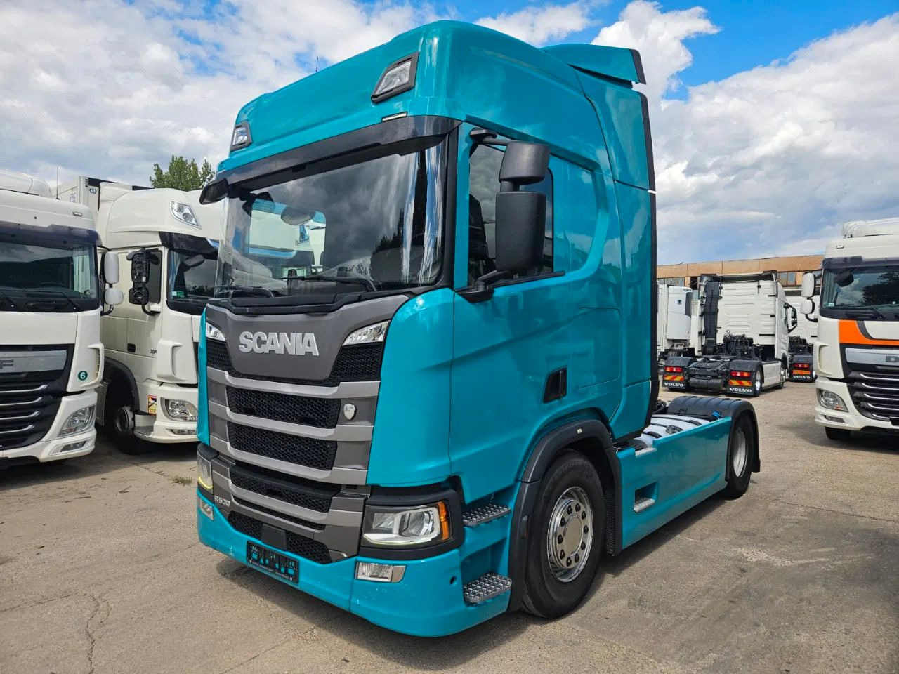 Scania R500 Standard-Turquoise-Standklima-Big NAVI-Hydr - Tractor: foto 1 Scania R500 Standard-Turquoise-Standklima-Big NAVI-Hydr - Tractor: foto 1
