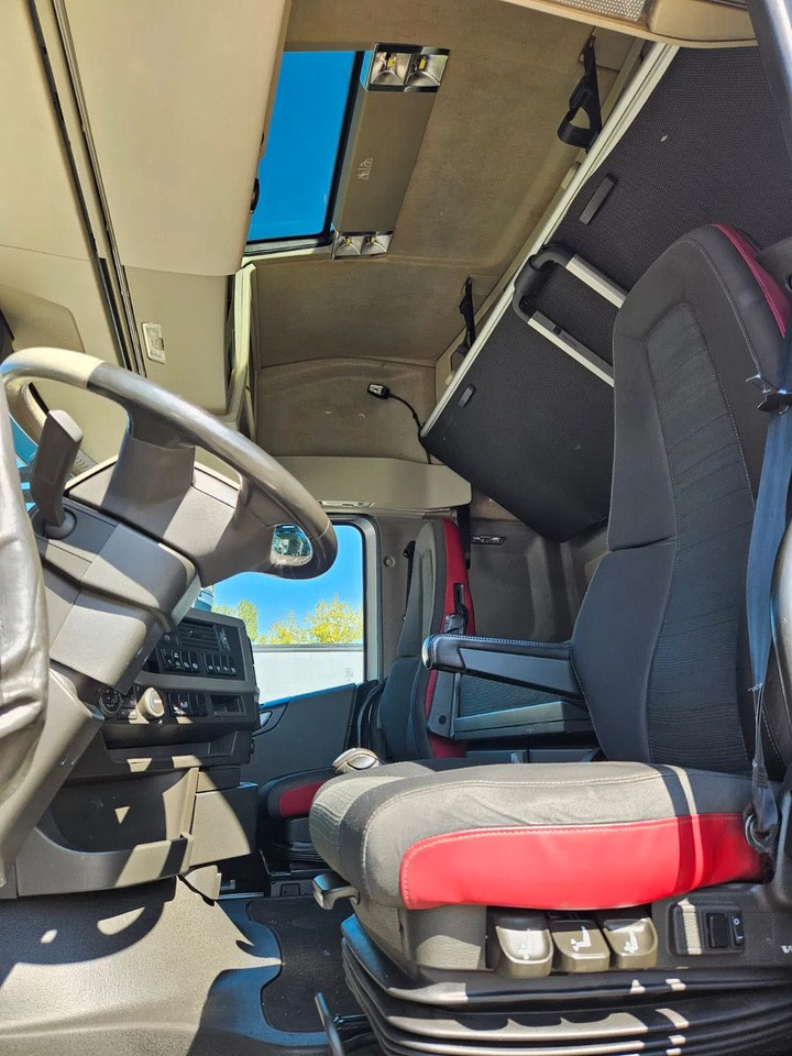 Volvo FH 500 Standard, I Park, ACC, DAS-1 Unit - Tractor: foto 5 Volvo FH 500 Standard, I Park, ACC, DAS-1 Unit - Tractor: foto 5