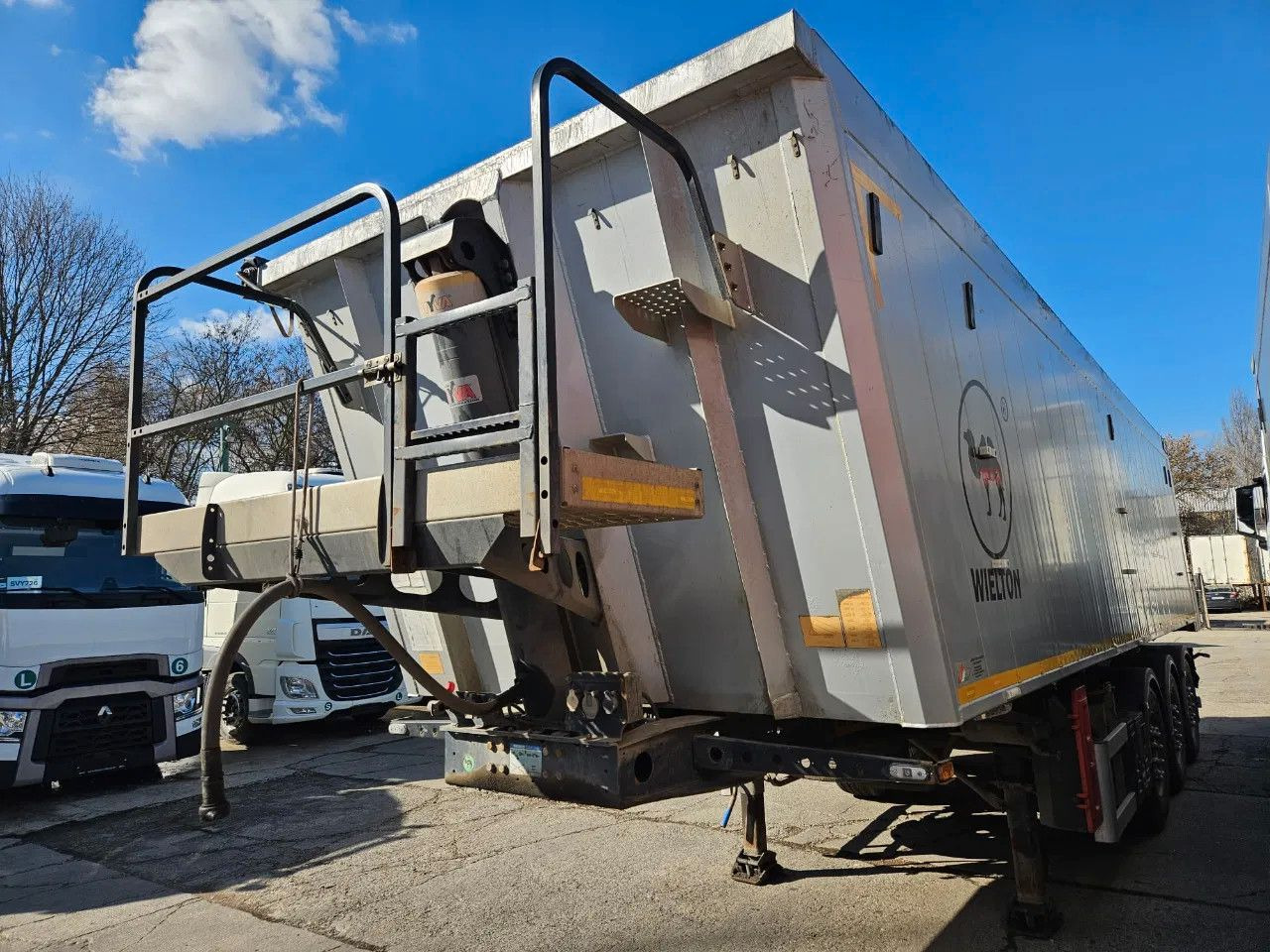 Wielton NW-3 38m3 Lifting Axle, Alloy w. - Semi-reboque basculante: foto 2 Wielton NW-3 38m3 Lifting Axle, Alloy w. - Semi-reboque basculante: foto 2