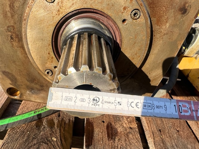 CATERPILLAR - Bomba hidráulica para Escavadora de rastos: foto 4 CATERPILLAR - Bomba hidráulica para Escavadora de rastos: foto 4