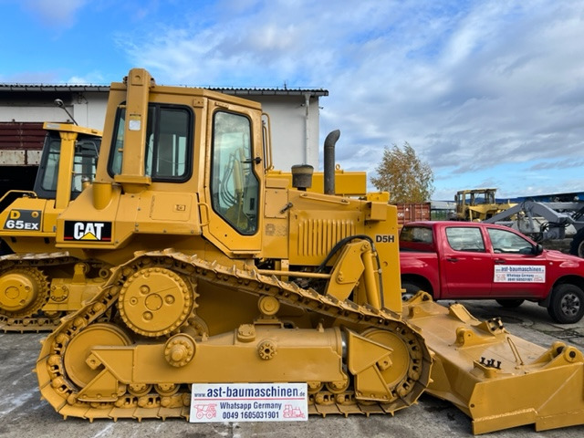 CATERPILLAR CAT D5H - Buldôzer: foto 2 CATERPILLAR CAT D5H - Buldôzer: foto 2