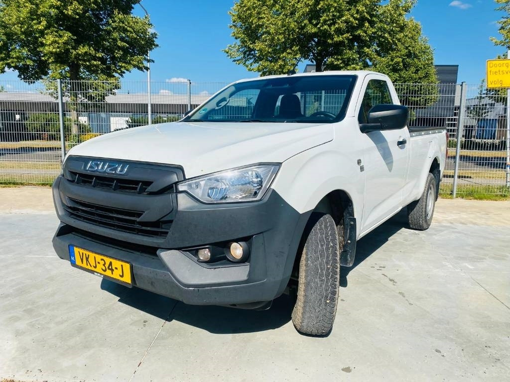 Isuzu D-Max Socage - Automóvel: foto 1 Isuzu D-Max Socage - Automóvel: foto 1