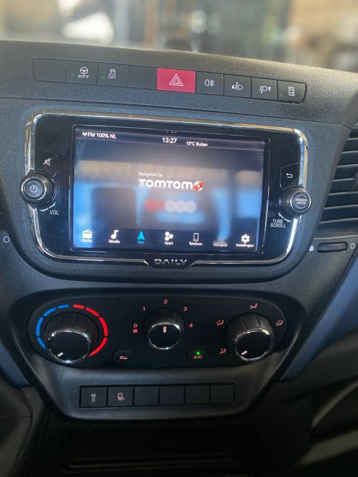 Carrinha de contentor Iveco Daily 35 C18: foto 10