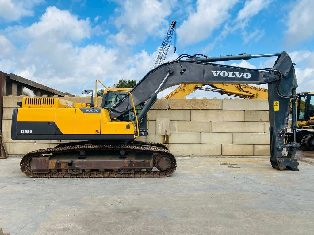 Volvo EC 250 D N L - Escavadora de rastos: foto 2 Volvo EC 250 D N L - Escavadora de rastos: foto 2