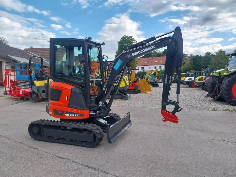 Eurocomach 25 Minibagger Kubota Bagger Kettenbagger - Mini escavadeira: foto 3 Eurocomach 25 Minibagger Kubota Bagger Kettenbagger - Mini escavadeira: foto 3