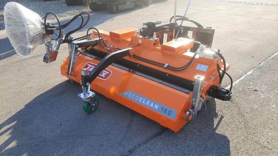Kehrmaschine Talex 1,8m Schlepper Radlader Hoflader Teleskoplader - Vassoura: foto 1 Kehrmaschine Talex 1,8m Schlepper Radlader Hoflader Teleskoplader - Vassoura: foto 1