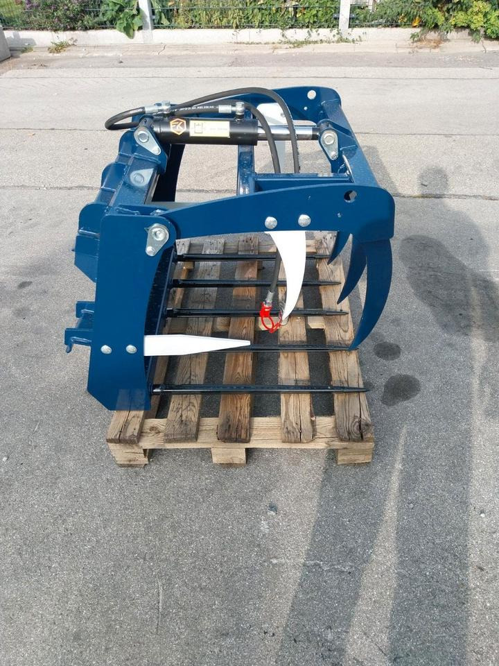 Krokodilgebiss mini Schäffer Greifschaufel Frontlader Hoflader - Equipamento para silagem: foto 5 Krokodilgebiss mini Schäffer Greifschaufel Frontlader Hoflader - Equipamento para silagem: foto 5