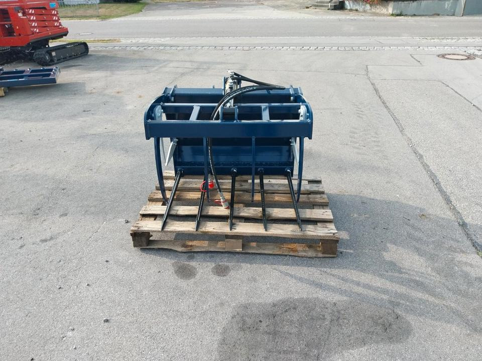 Krokodilgebiss mini Schäffer Greifschaufel Frontlader Hoflader - Equipamento para silagem: foto 2 Krokodilgebiss mini Schäffer Greifschaufel Frontlader Hoflader - Equipamento para silagem: foto 2