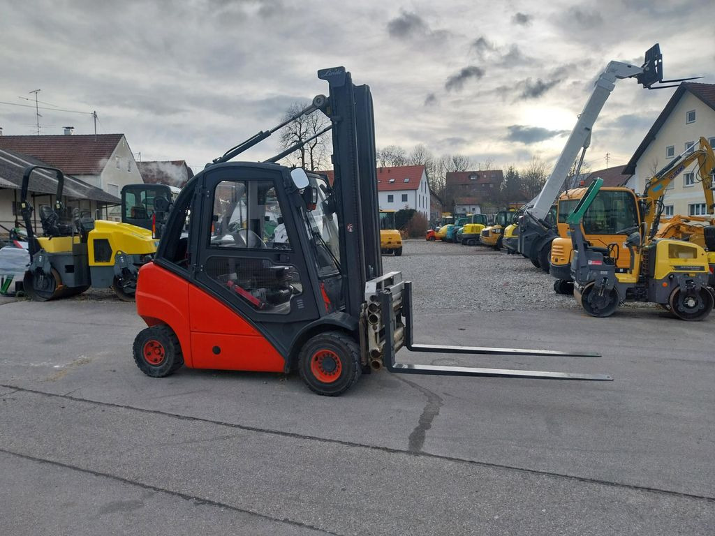 Linde H 25 T - Empilhador a diesel: foto 4 Linde H 25 T - Empilhador a diesel: foto 4