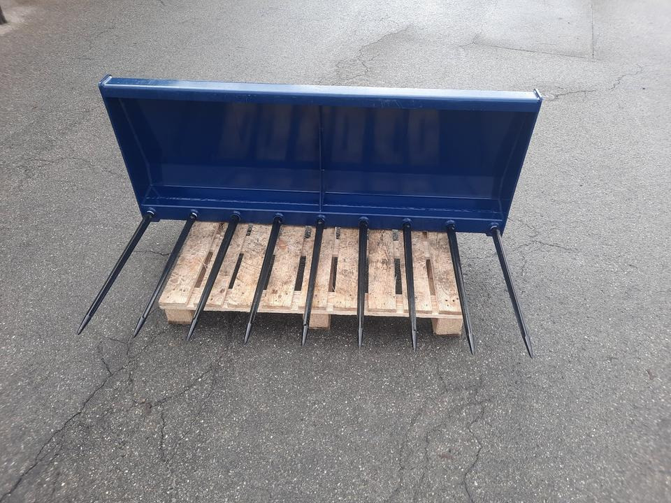 Mistgabel Dunggabel Forke Frontladergabel Euroaufnahme Weidemann - Equipamento para silagem: foto 4 Mistgabel Dunggabel Forke Frontladergabel Euroaufnahme Weidemann - Equipamento para silagem: foto 4