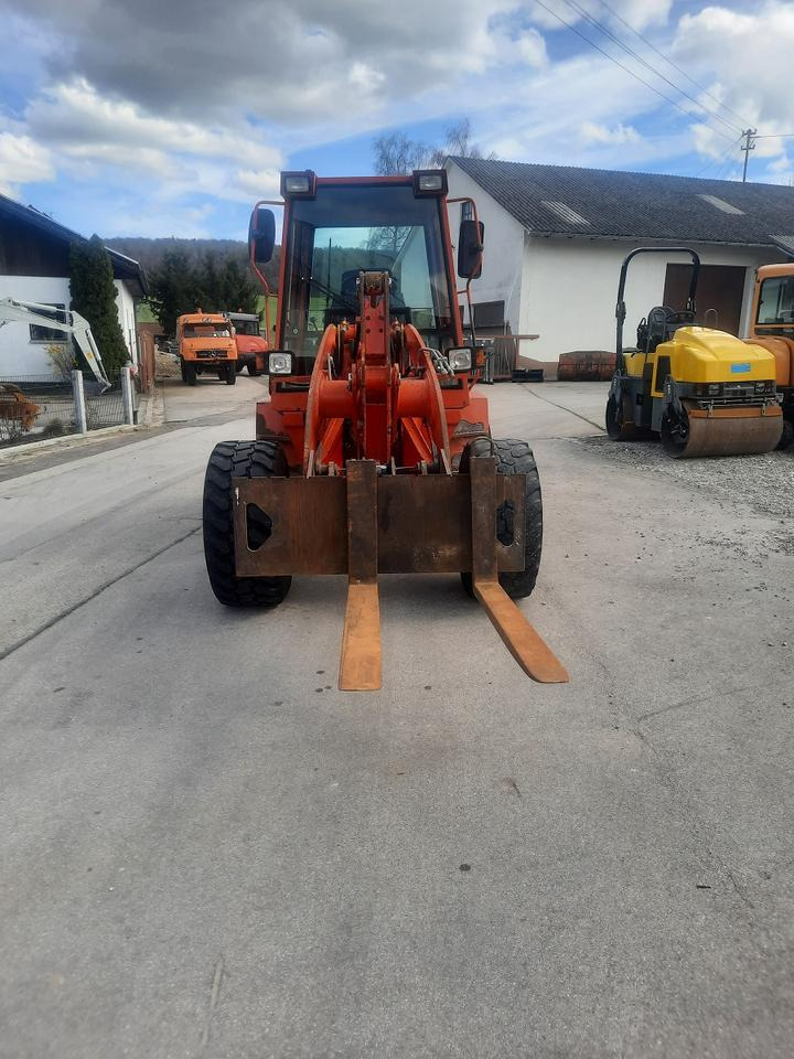 Radlader Hanomag 15F Hofschlepper Lader Schaufellader Hoflader - Pá carregadora de rodas: foto 2 Radlader Hanomag 15F Hofschlepper Lader Schaufellader Hoflader - Pá carregadora de rodas: foto 2