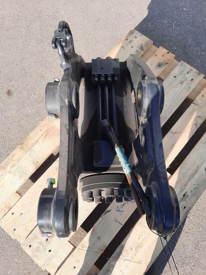 Rädlinger Tilt 4 -8 to Powertilt Minibagger MS 03 Sonderpreis Cat - Tiltrotator para Mini escavadeira: foto 4 Rädlinger Tilt 4 -8 to Powertilt Minibagger MS 03 Sonderpreis Cat - Tiltrotator para Mini escavadeira: foto 4