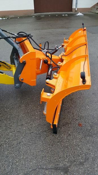 Schneeschild 2,6m Komatsu Atlas Schlepper Radlader Hoflader - Lâmina limpa-neves: foto 3 Schneeschild 2,6m Komatsu Atlas Schlepper Radlader Hoflader - Lâmina limpa-neves: foto 3