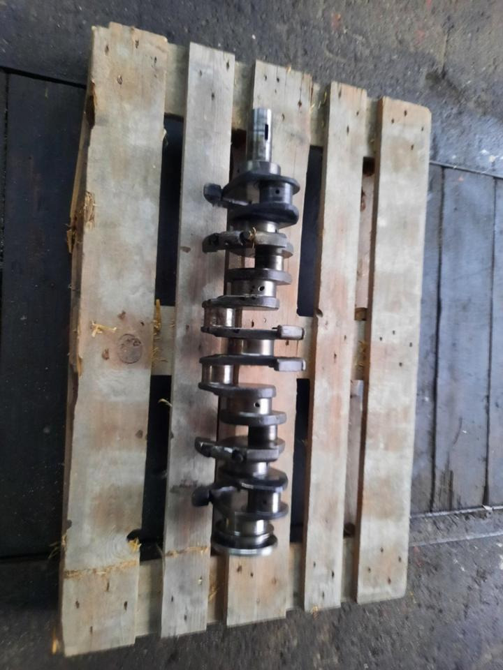 Unimog MB trac Kurbelwelle OM 352 Mercedes Benz - Cambota para Máquina agrícola: foto 4 Unimog MB trac Kurbelwelle OM 352 Mercedes Benz - Cambota para Máquina agrícola: foto 4