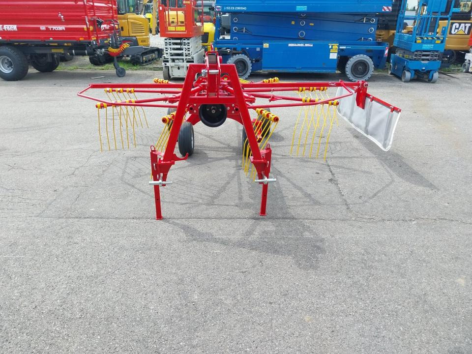 Neuen Kreiselschwader Schwader 3,5m KN-350 Pöttinger - Ancinho enleirador: foto 2 Neuen Kreiselschwader Schwader 3,5m KN-350 Pöttinger - Ancinho enleirador: foto 2