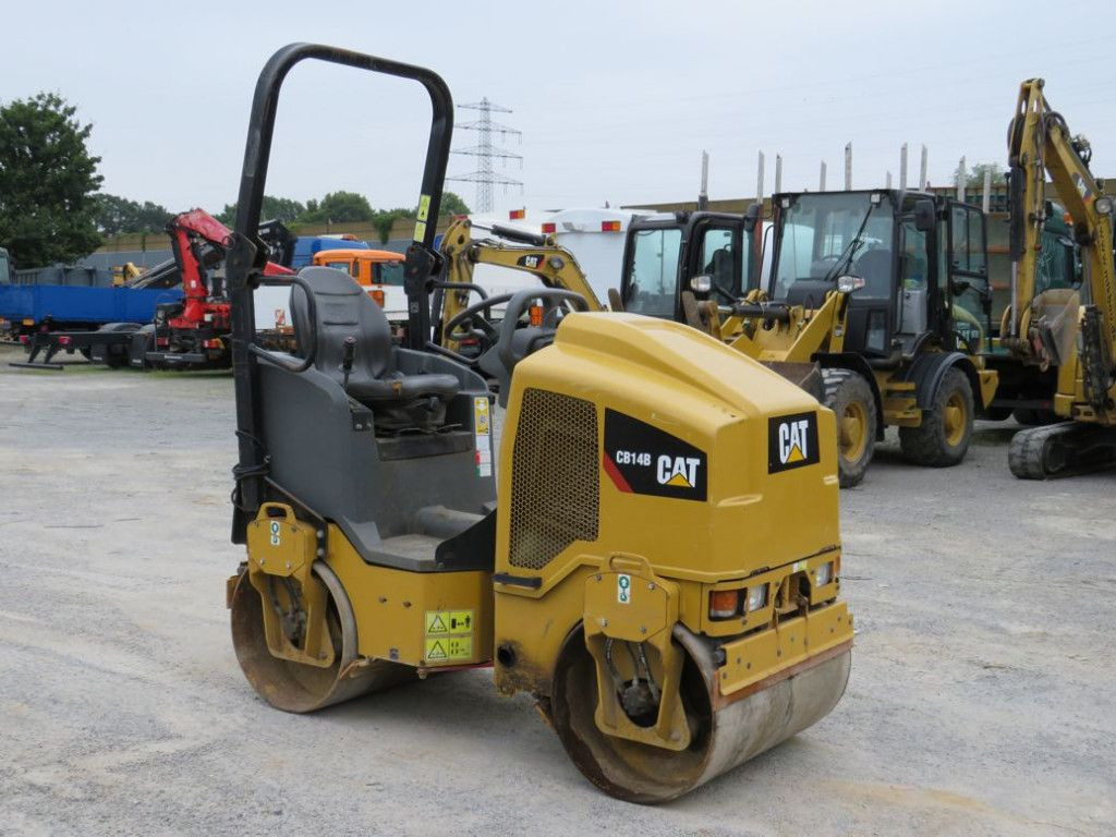 CAT Tandem-Vibrationswalze CB14 B Baumaschine - Rolo: foto 2 CAT Tandem-Vibrationswalze CB14 B Baumaschine - Rolo: foto 2