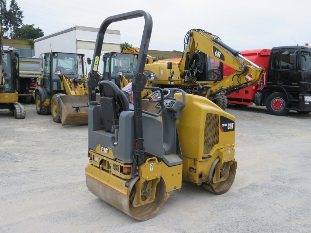 Rolo CATERPILLAR CATERPILLAR  Tandem-Vibrationswalze Baumaschine CB14 B: foto 6